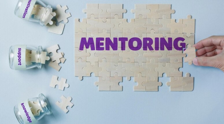 Blog | Understanding Fractional CEO Services: How They Provide On-Demand Expertise